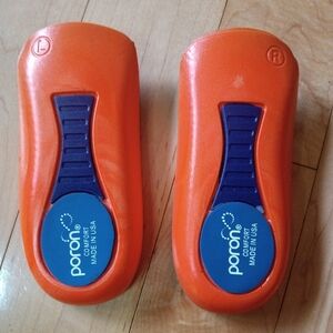 Poron heel cup and arch support insoles